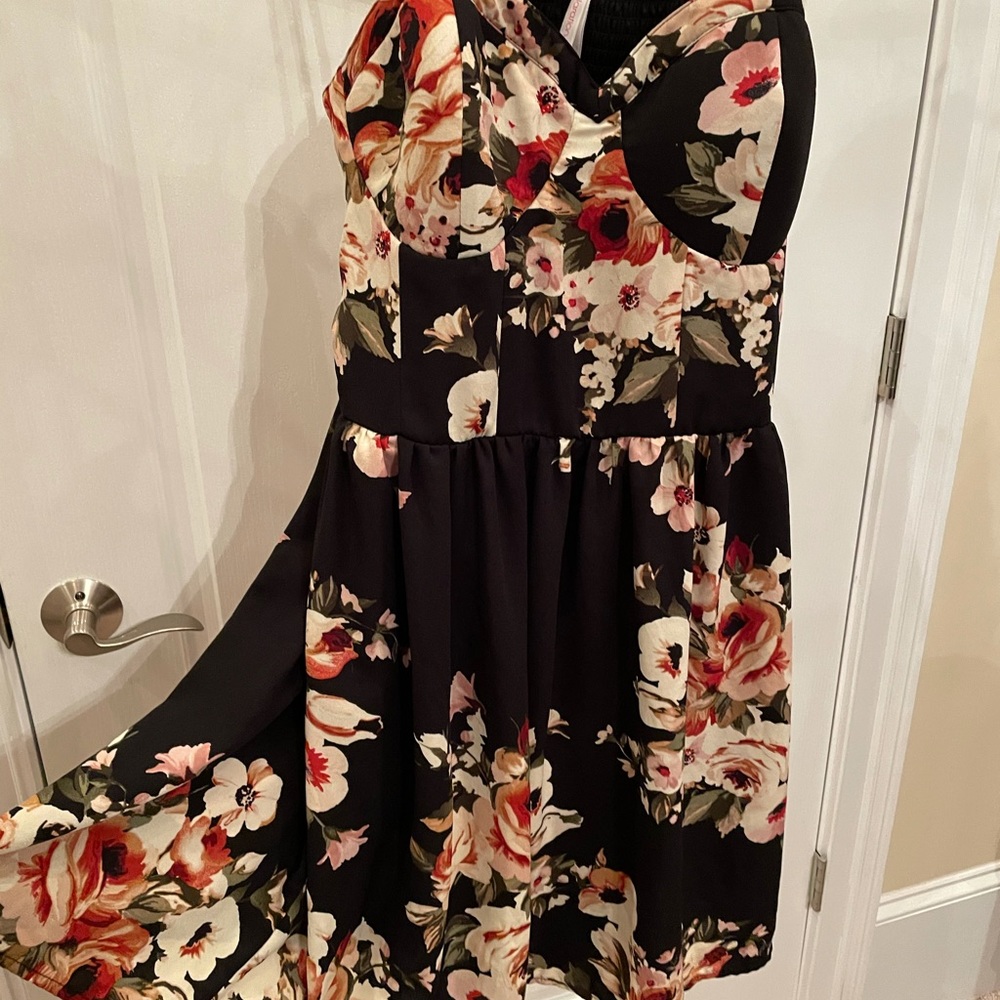 Xhiliration size XXL black floral mini dress